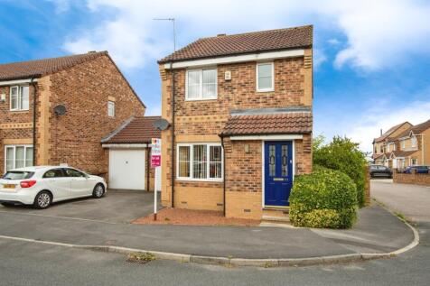 Castleford, WF10 - property photo