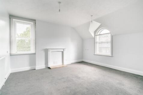 Living Room.jpg