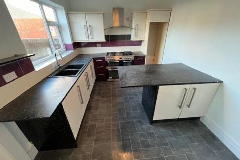 Raglan Street, Ashton on Ribble, Preston photo 3
