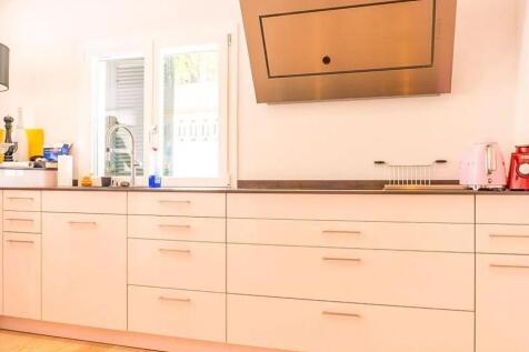 227860823_original.j