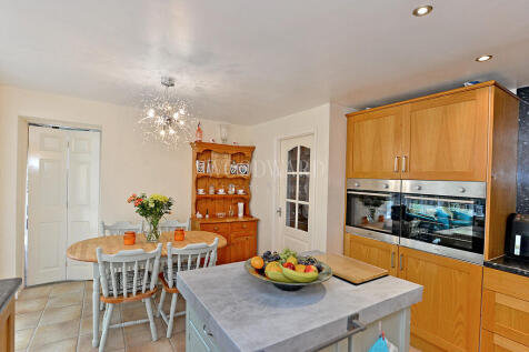 Kitchen/Dining Ro...