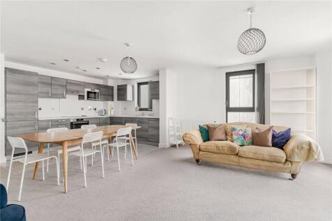 Reception/Kitchen