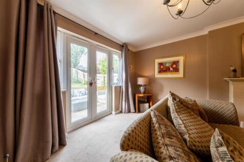 1 Registry Close-018.jpg