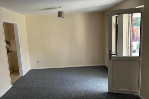 Brecknock Court, Leegomery, Telford, TF1 photo 5