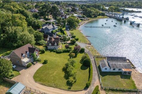 Waterside Shot