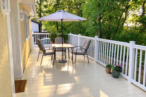 Large Deck