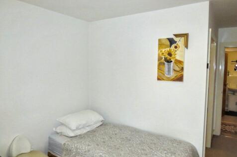 Wove Court - Bedroom 2