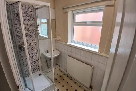 Private Shower Room