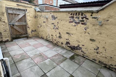 Outside - Rear