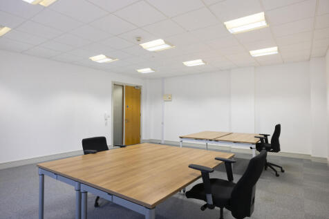 Serviced Office to rent Image 6