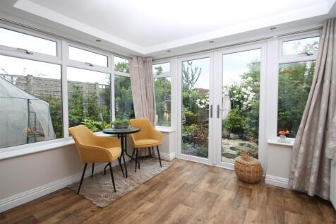 garden room.JPG
