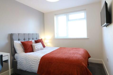 Croft Avenue Room 4 1.JPG