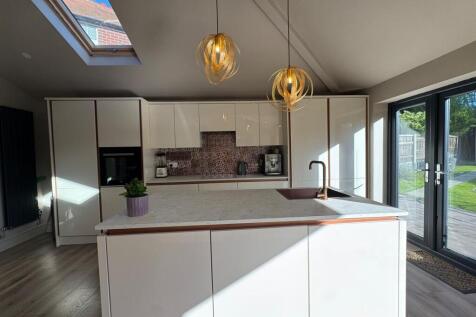 WhatsApp Image 2025-09-25 at 15.07.21 (5).jpeg