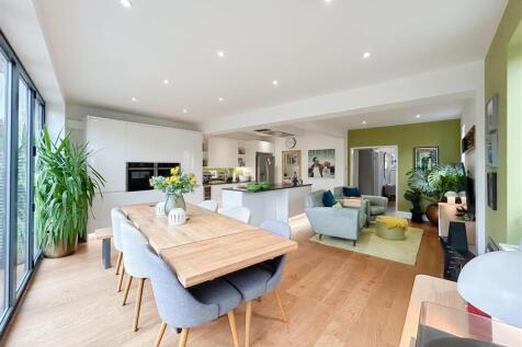 Open Plan Living Kitchen