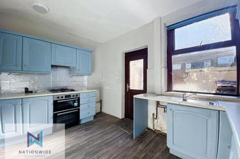 220 Railway Road photo 4