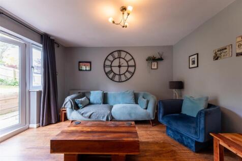 1 Registry Close-008.jpg