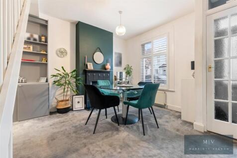 Jarvis Road 33 MV-1.jpg