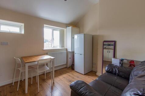 Colum Road, Cathays photo 3