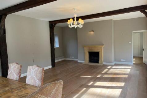 Sitting Room.jpg