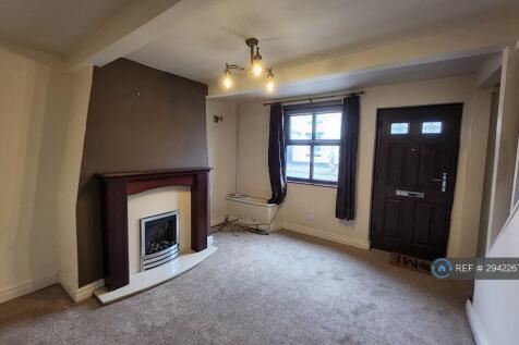 Wigan Road, Leigh, WN7 photo 4