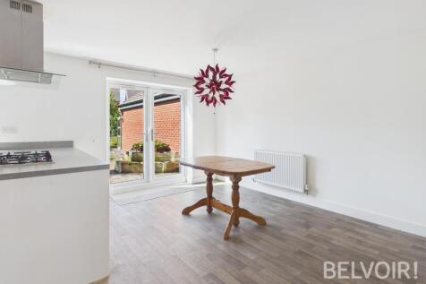 Oriel View, Castlefields, Stafford, ST16 photo 3