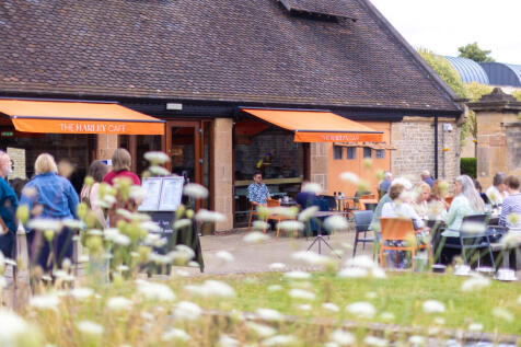 Walking distance to the Harley Cafe