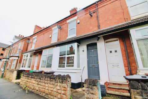 4-bed terraced on Midland Avenue, Lenton, £2,253/mo
