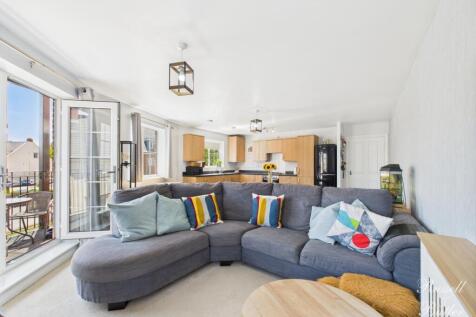 CAM01995G0-PR0329-STILL002