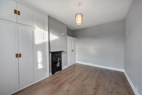 1392934-7-69414af...