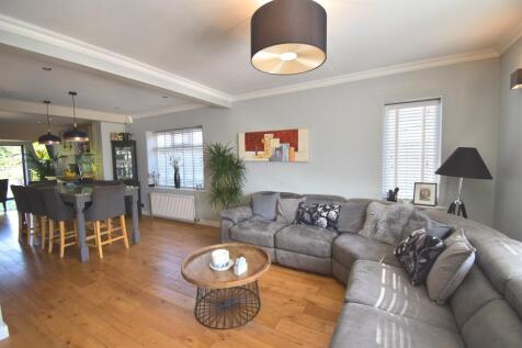 Open Plan Family Din