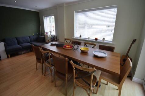 Fir Tree Avenue, Westminster Park, Chester photo 5