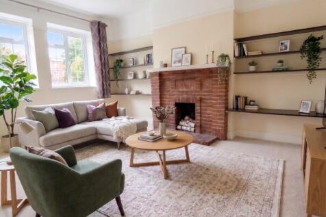Kew Road, Richmond photo 2