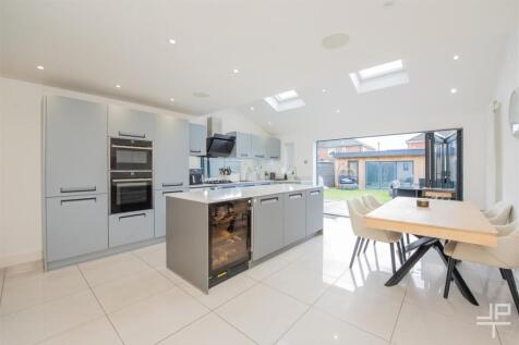 Haddon Road, Lowton, Warrington, WA3 2JQ photo 3