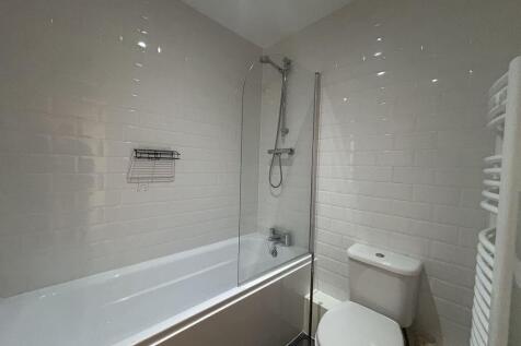 30 The Waterfront, Bourne May Road, Knott End on Sea  *Please Telephone Our Office For Viewings* photo 4