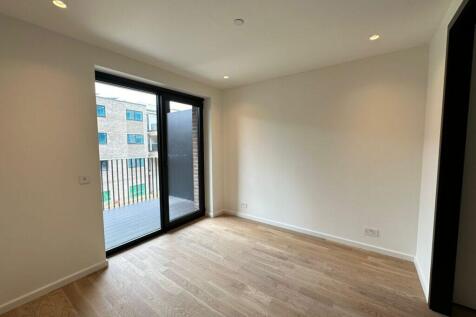 1 Bedroom Flat – Red House, Lawrence Road, Seven Sisters, N15 photo 3