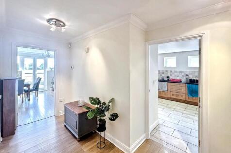 Meadow View Court, Risley, DE72 3SY photo 3