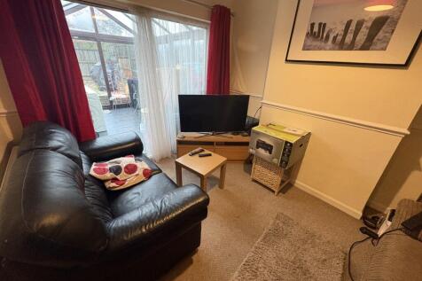 Delapre Crescent Road, Northampton photo 4