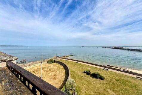 Balcony Sea Views