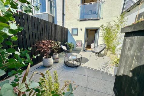 PHOTO-2025-04-07-20-10-49 (10).jpg