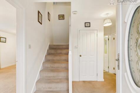 EWEMOVE TIVERTON - HALLWAY