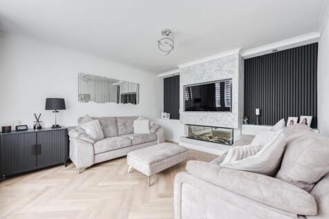 8WheataDrive(Interior)-2.jpg