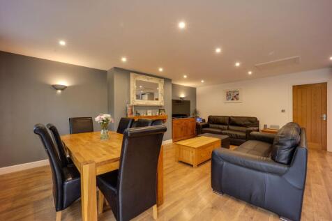 Kitchen/Diner/Lounge