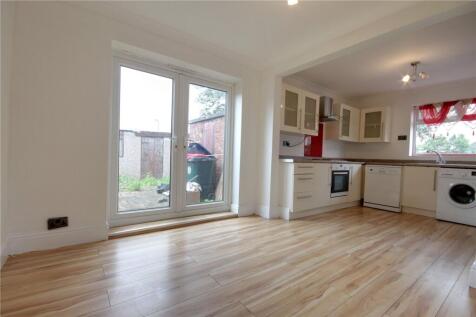 Normanby Road, Middlesbrough, TS6 photo 4