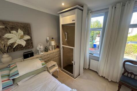 Brizlincote Lane, Staffordshire, Burton upon Trent, DE15 photo 3