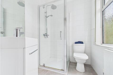 En-suite (Ground Floor Bedroom Four)