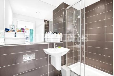 EGRET HEIGHTS N17