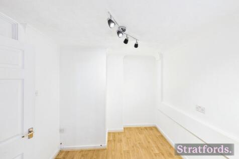 Burnmoor Close, Bletchley, MK2 photo 4
