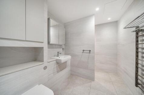 Davidson Frost-Wellings, DFW, Landsby, Stanmore, S