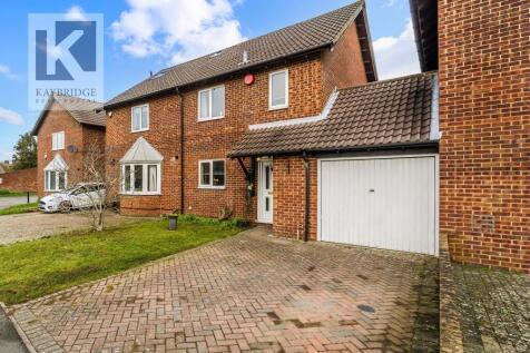 Alsom Avenue, Worcester Park - KT4 7EG