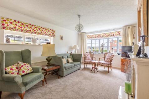 11 Wayfield Road 10.jpg